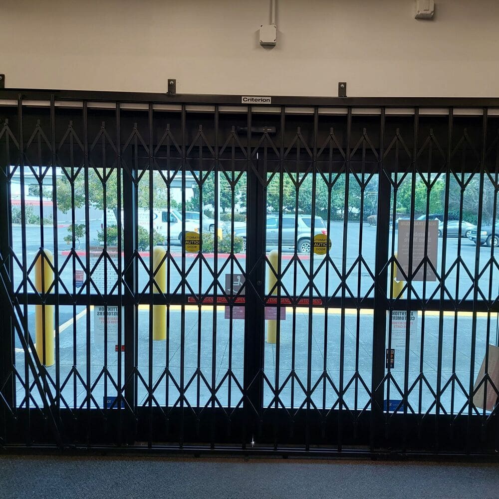 folding gate scissor gate