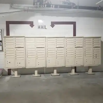 Parcel Locker Fair Oaks